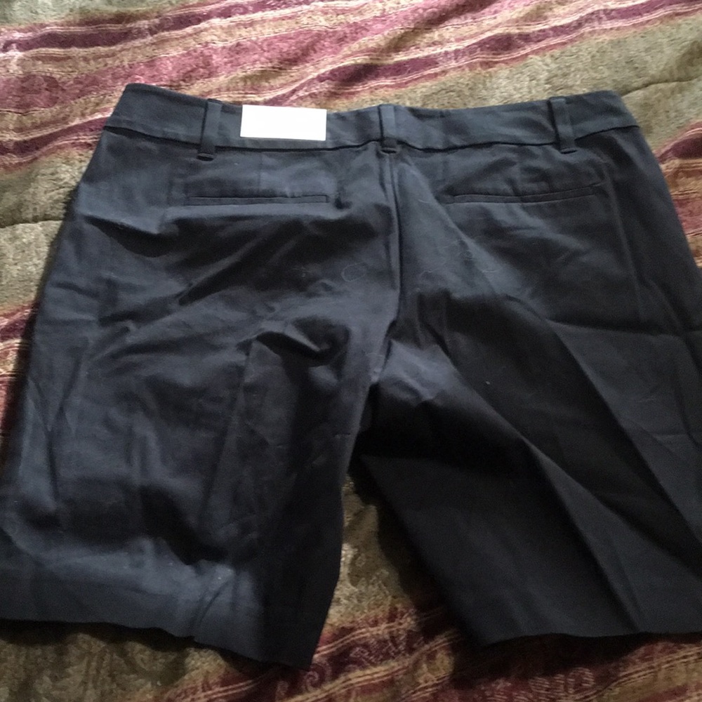 ANN TAYLOR Factory Walking Shorts
